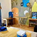 Seconds Hostel - Colombo